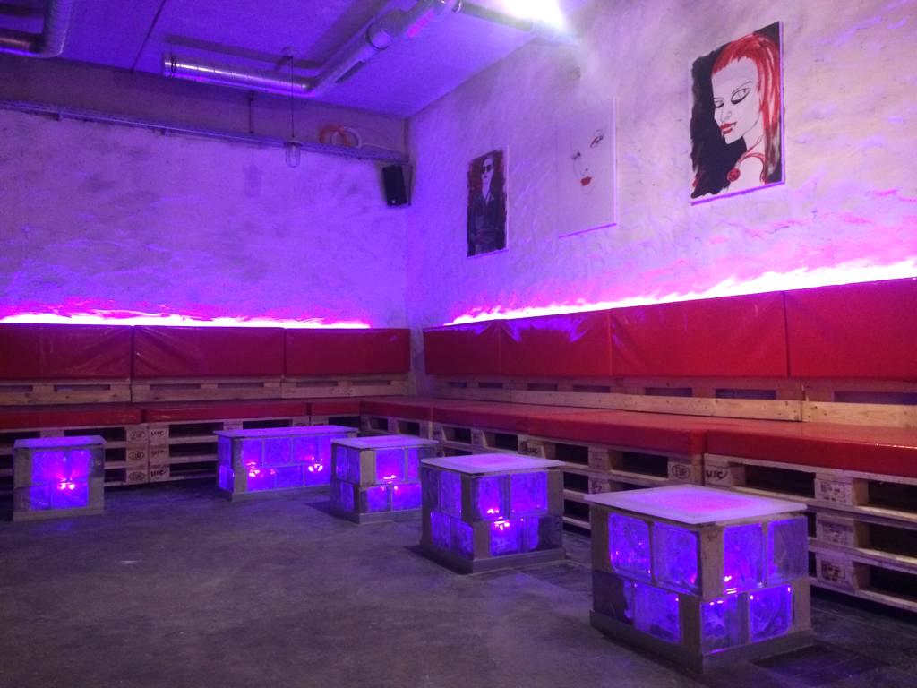 Dancefloor, Detailansicht