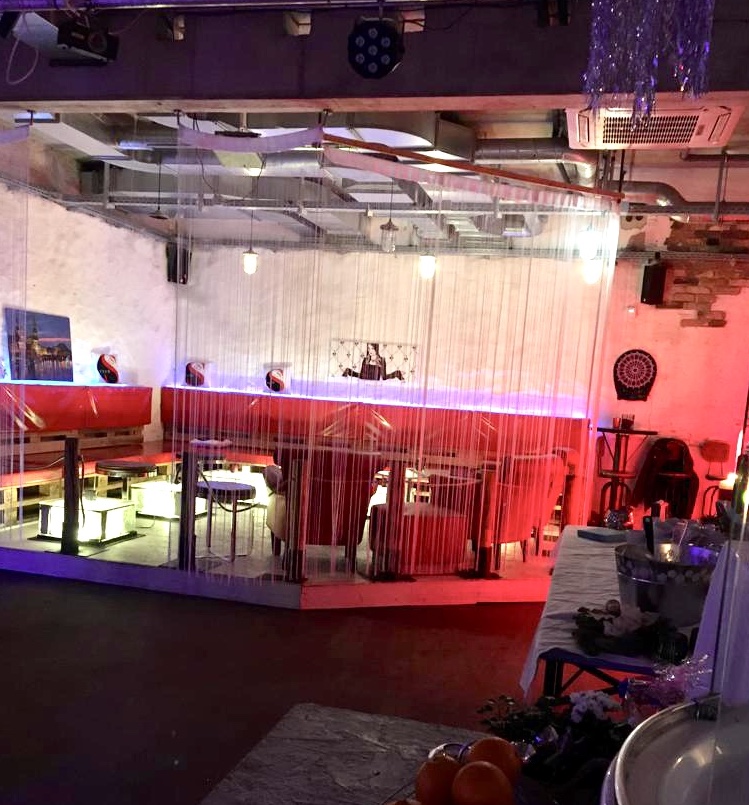 Dancefloor, Detailansicht