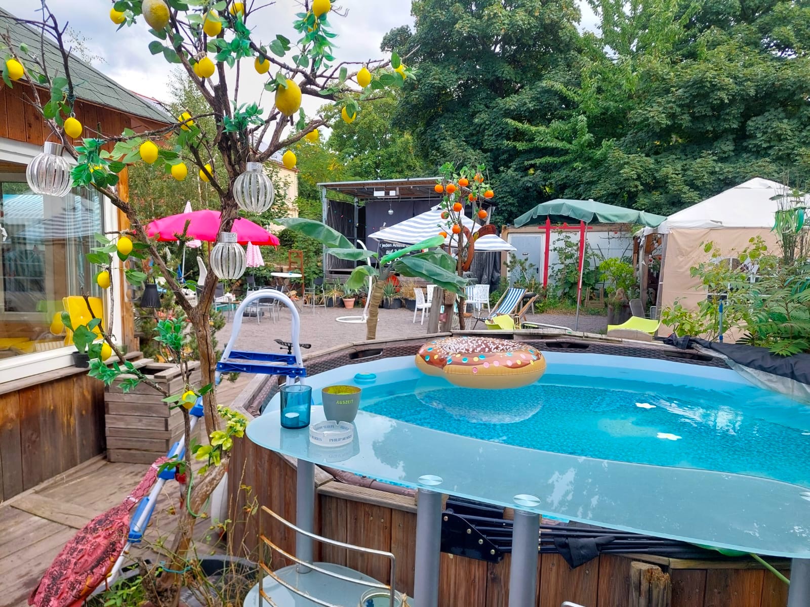 Pool, Detailansicht